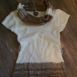 Sweater short sleeve cowl neck L